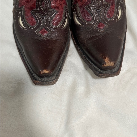 🐎 Ariat Cowboy Boots - Picture 2 of 8